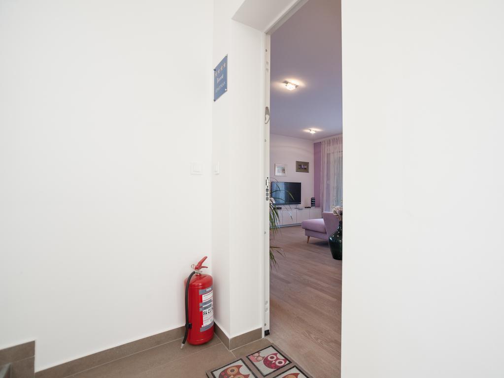 Apartment Tajana Residence زادار المظهر الخارجي الصورة