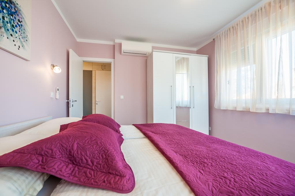 Apartment Tajana Residence زادار المظهر الخارجي الصورة